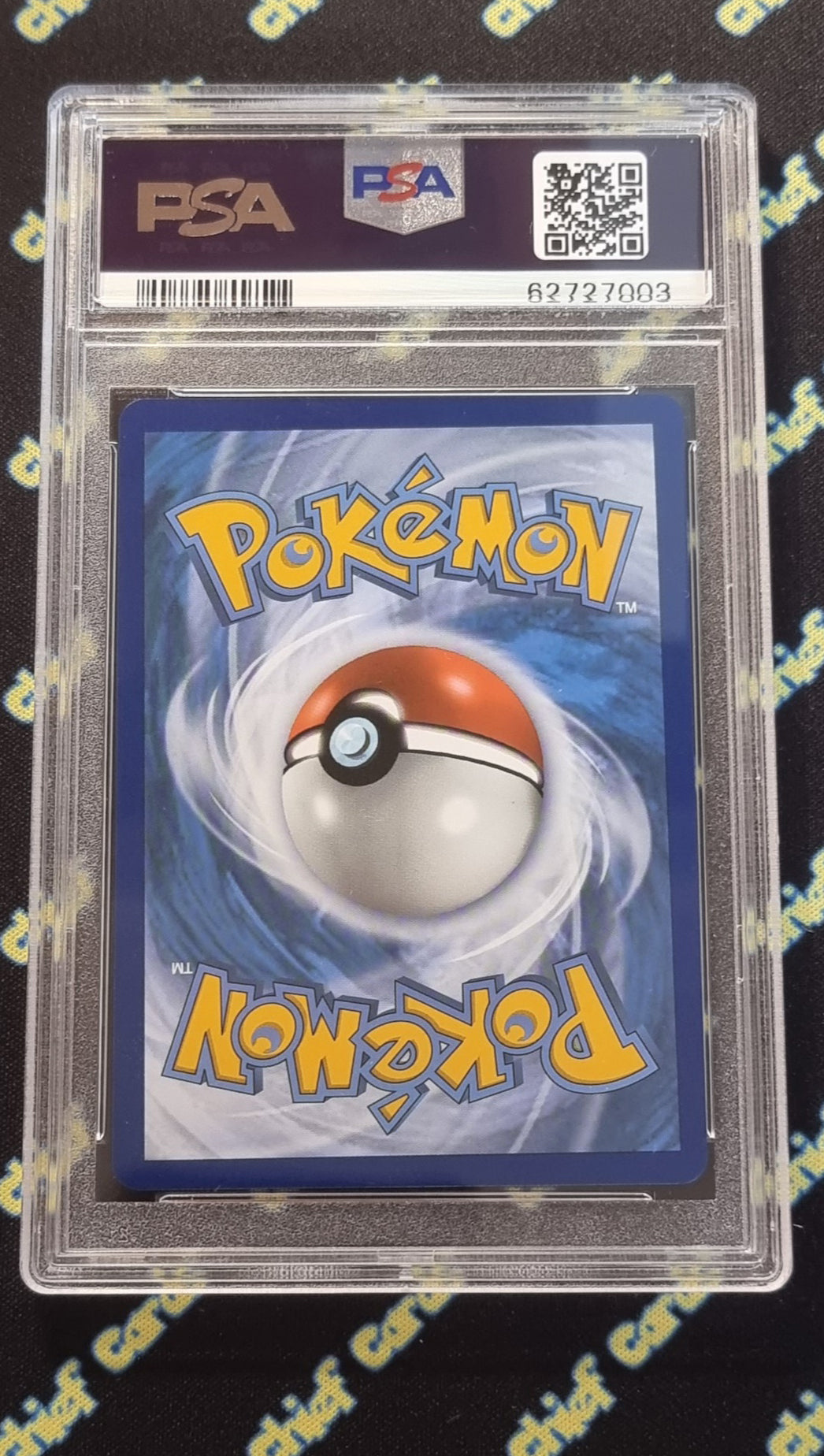Pokemon Pikachu VMAX - PSA 10 - Vivid Voltage